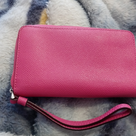 Coach Iphone wristlet - Picture 5 of 5